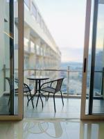 2BR Nagoya Thamrin City - B&B
