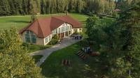 Ungurmalas Lake-Side Getaway - B&B