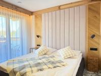 Two-Bedroom Deluxe Apartment with Balcony