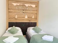 Two-Bedroom Deluxe Apartment with Balcony