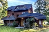 BOG Casa Inalafquen - con costa de lago - B&B