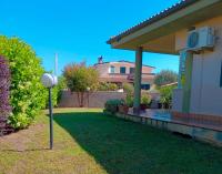 VILLA DAL PESCATORE Apartment - Elegant Retreat between Anzio & Nettuno with Garden and refined Patio - Train Station 500mt - Chambres d'hôtes Nettuno