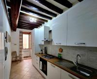 Locazione turistica via Aurelio Saffi 5 - B&B
