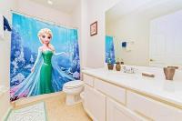 Spacious King, Queen Rooms in Luxury Villa-Pool-SPA-Disney-WiFi-Smart TV - B&B Davenport