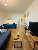 Studio Lumineux avec Balcon - Proche Gare & Centre - Chambres d’hôtes Montargis