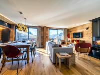 Appartement de Charme 4* au Centre des Gets - Accès Direct aux Pistes de Ski - FR-1-598-28 - B&B