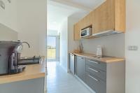 One-Bedroom Apartment with Balcony