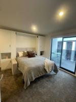 Lovely and Central Studio - B&B Christchurch