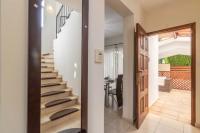 Villa Love - 3BR Romantic Retreat near Coral Bay Beach - B&B Pégeia