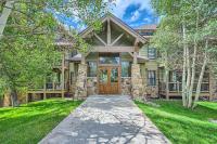Cozy 1BR Near Trails with Shuttle to Slopes and Town - B&B Breckenridge