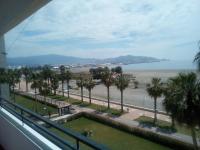 Piso con terraza en 1ª linea de playa, 3 habitaciones, 4º piso sin ascensor - Ferienwohnung