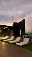 Stylish Loft with Valley View, Prime Escalante Location, San José - Ferienwohnung San José