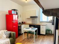 Studio Chic au Style Rétro Moderne - B&B Saint-Genix-sur-Guiers