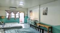 Familiensuite mit Balkon