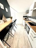 Flat 3 One-Bedroom Apartment