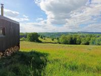 Romantic Off-Grid Cabin Views of Cotswolds - Ferienwohnung Dowdeswell