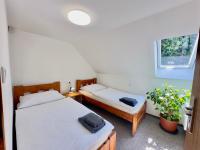 Camera Quadrupla con Bagno Privato 