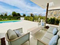 LUXURY VILLA ROMERO WITH PRIVATE HEATED POOL at SANTA ROSALIA RESORT by PREMIUM SPAIN PROPERTIES - Chambres d'hôtes Torre-Pacheco