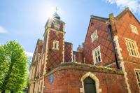 Cathedral Central & Unique Iconic Townhouse - B&B Bury St Edmunds