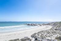 Charming Langebaan Holiday Home with Panoramic Views - Ferienwohnung Langebaan