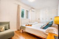 Appartamento con 2 Camere da Letto e Vista Mare