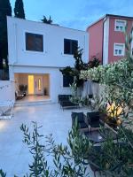 Apartmani Cvitanovic - B&B Baška Voda
