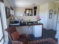 Deluxe Double Room (2 Adults + 1 Child)