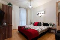 One-Bedroom Apartment with Shared Kitchen