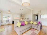 Highland Spa Lodge 1 Pets Welcome - Chambres d’hôtes Birnam