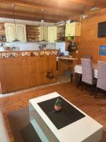 Velicanka hostel 2 - B&B Ulcinj