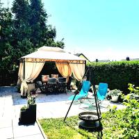 Design Maisonette - 24h Self-Check- GONDWANA Park - bis 7 Pers - In direkter Weihernähe - Parkplatz - WiFi - Balkon -Terrasse - B&B