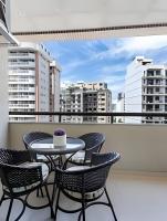 Suite + 2quartos, varandão, 2 vagas de garagem - Ferienwohnung