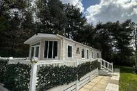 2-Bed Ringwood Cabin - incl Park Pass SelfCheckin - B&B Ringwood