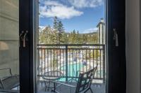 2 BDR Family Resort Condo with Pool Lounge & Mountain Views - B&B Mammoth Lakes