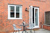 Comfy 4-Bedrooms retreat in Walsall -Luxury 3 Bathrooms-Sleeps 9 - B&B Walsall