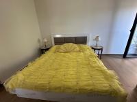 Deluxe One-Bedroom Apartment with Ocean View
