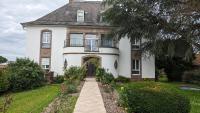 VILLA 50 personnes avec piscine et terrain de tennis et Basket - Bed and Breakfast