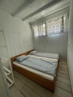 SiwyDOMEK jezioro Kierwik, blisko plaża, 3 pokoje dla max 9 osób - B&B Kierwik