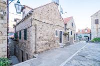 THE OLD WELL ELEGANCE by DuHomes - B&B Dubrovnik