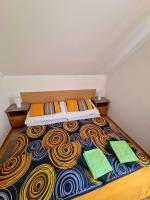 Dreibettzimmer mit eigenem Bad