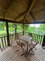 Maison en bois - B&B Uturoa