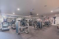 Chic Golf Pickleball Pool Hot Tub King Bed Parking - B&B Scottsdale