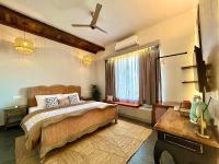 Double Room with Mountain View