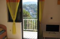 Apartamento de 1 dormitorio con balcón y vistas al mar