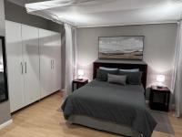 Sunset Field Guest Flat - Bed and Breakfast Kabwe