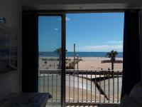Studio les pieds dans l eau, Vue magnifique ! - B&B Valras-Plage