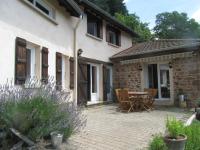 Maison dans le Beaujolais vert - B&B Thizy-les-Bourgs