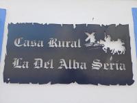 Casa Rural La del Alba Sería - B&B