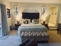 Suite with Garden View