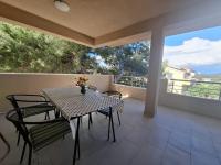 Apartment Pervan by the beach 2 bedrooms - Bed and Breakfast Jezera